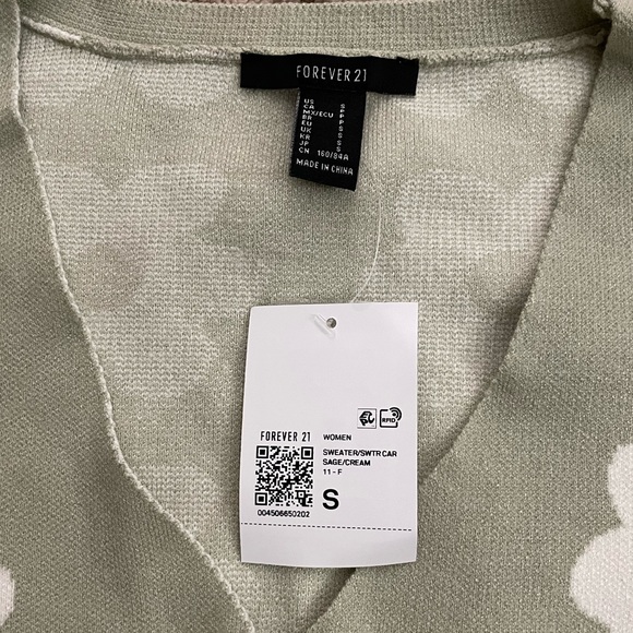 Forever 21 Floral Print Cardigan Sweater - Picture 3 of 3